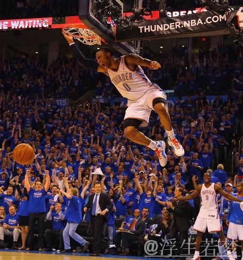 威少摘板妙传 小乔丹扣篮炸裂